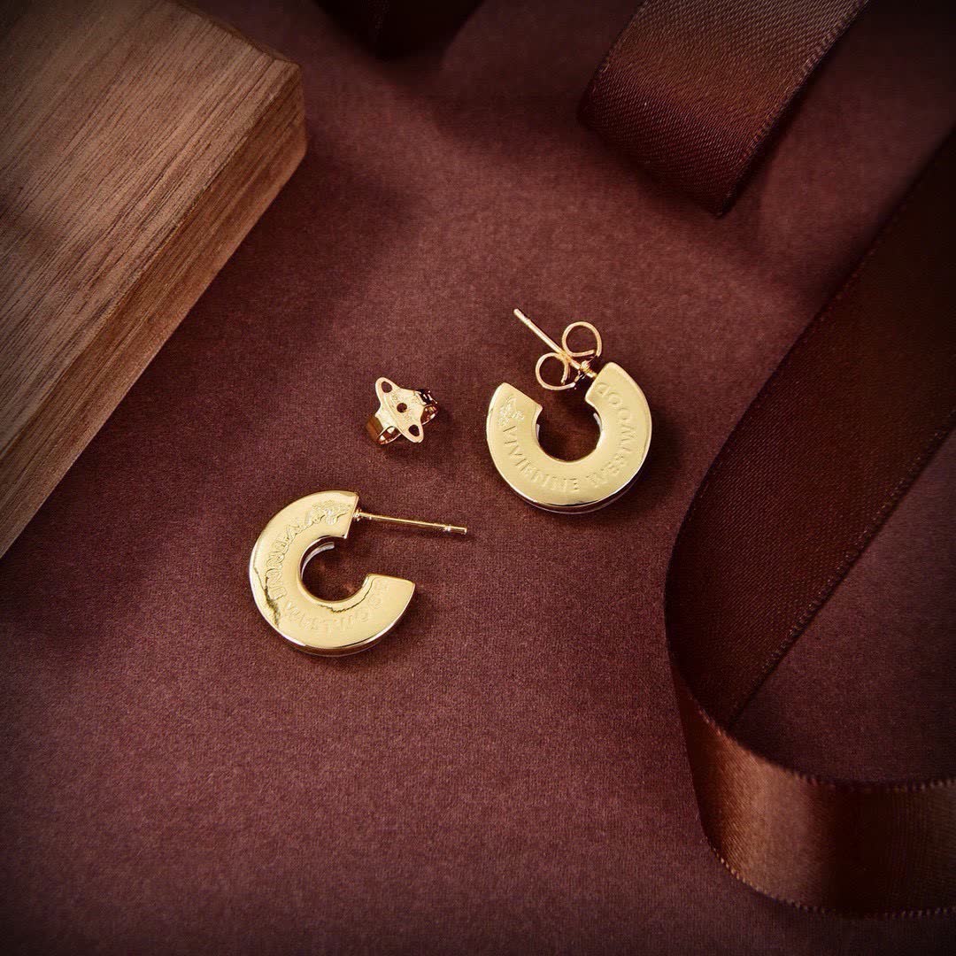 Vivienne Westwood Leopoldine White Pearl Gold Earrings
